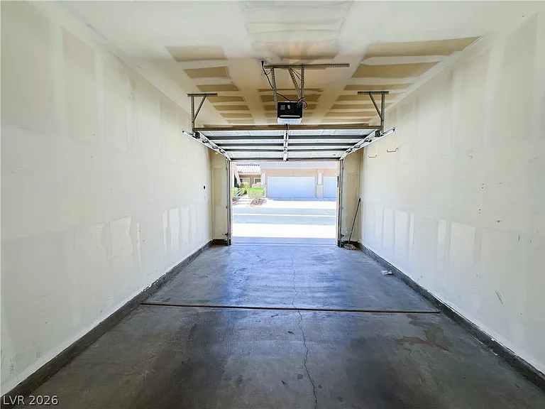 2100 Quarry Ridge St #207 — Photo 8