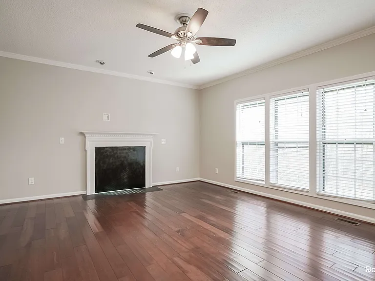 3320 Dairy Point Dr — Photo 5