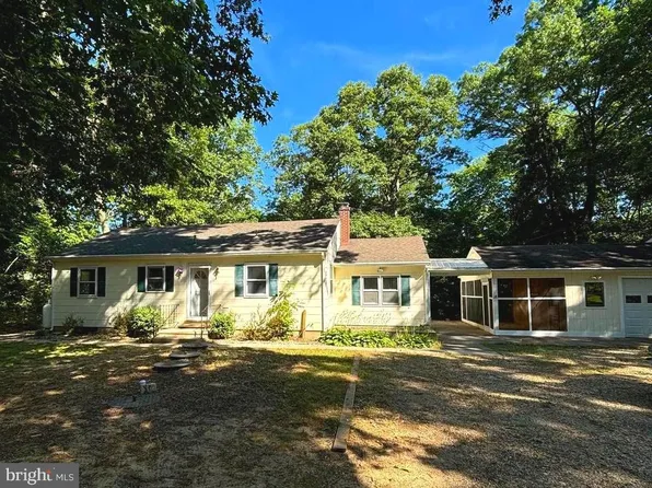 321 Rings End Rd, Millington, MD 21651