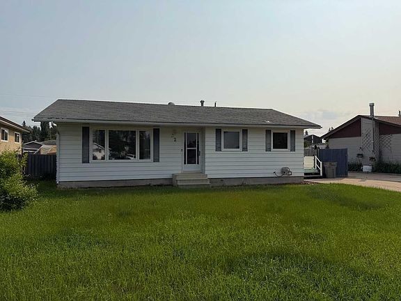 2nd image of 22 Athabasca Dr
