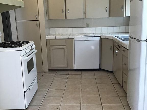 4th image of 6508 Thomas Dr
