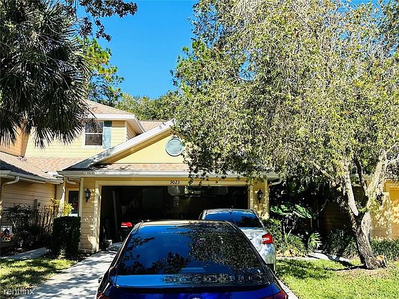 2nd image of 9023R Iron Oak Ave