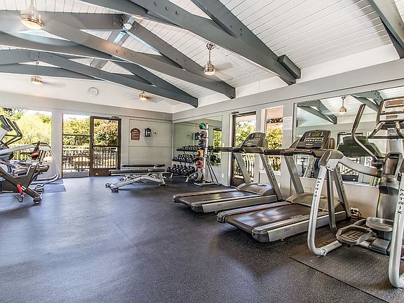 4th image of 3480 Granada Ave #327