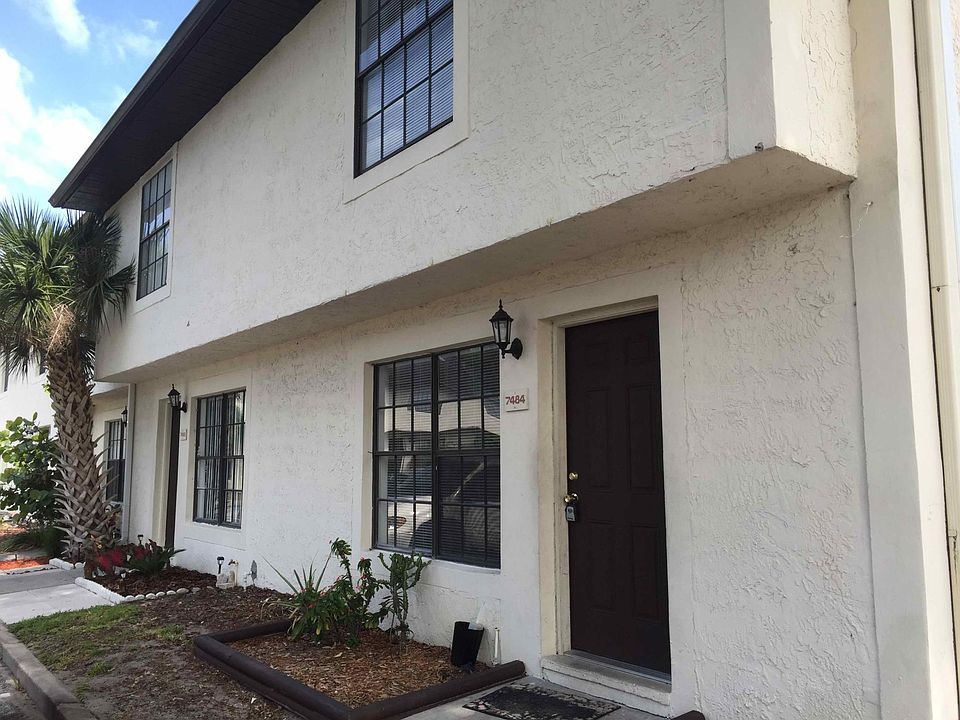 1st image of 7484 Woodburn Ct