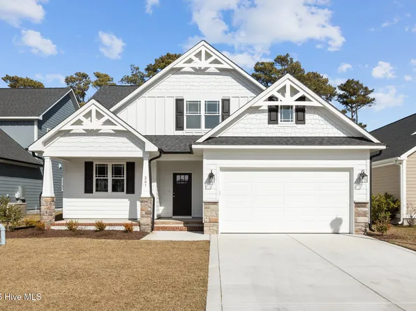 207 Taylorwood Drive, Beaufort, NC 28516