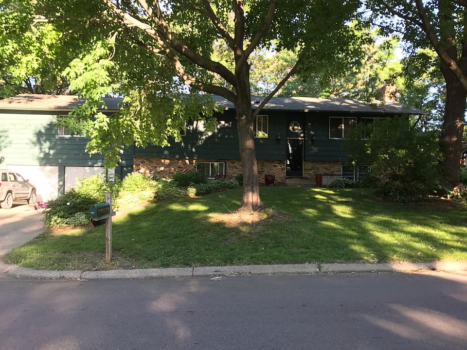 1st image of 15028 Oakland Ave S