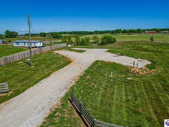 2nd image of 774 Copelin Valley Rd