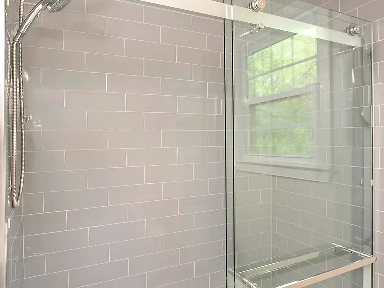 313 Archwood Dr — Photo 4