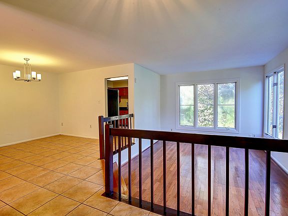 5th image of 1059 Nicklaus Ct