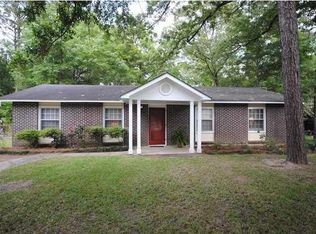 918 Memory Ln, Mobile, AL 36608