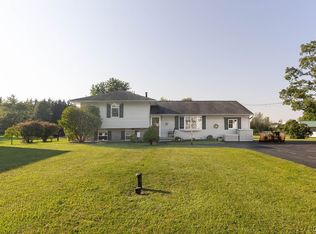 346 Lakeside Rd, Syracuse, NY 13209