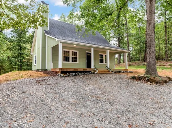 349 Rue Fluer De Lis, Lavonia, GA 30553