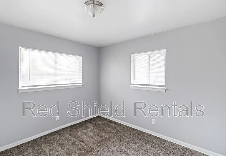 815 George Pl #11 — Photo 11