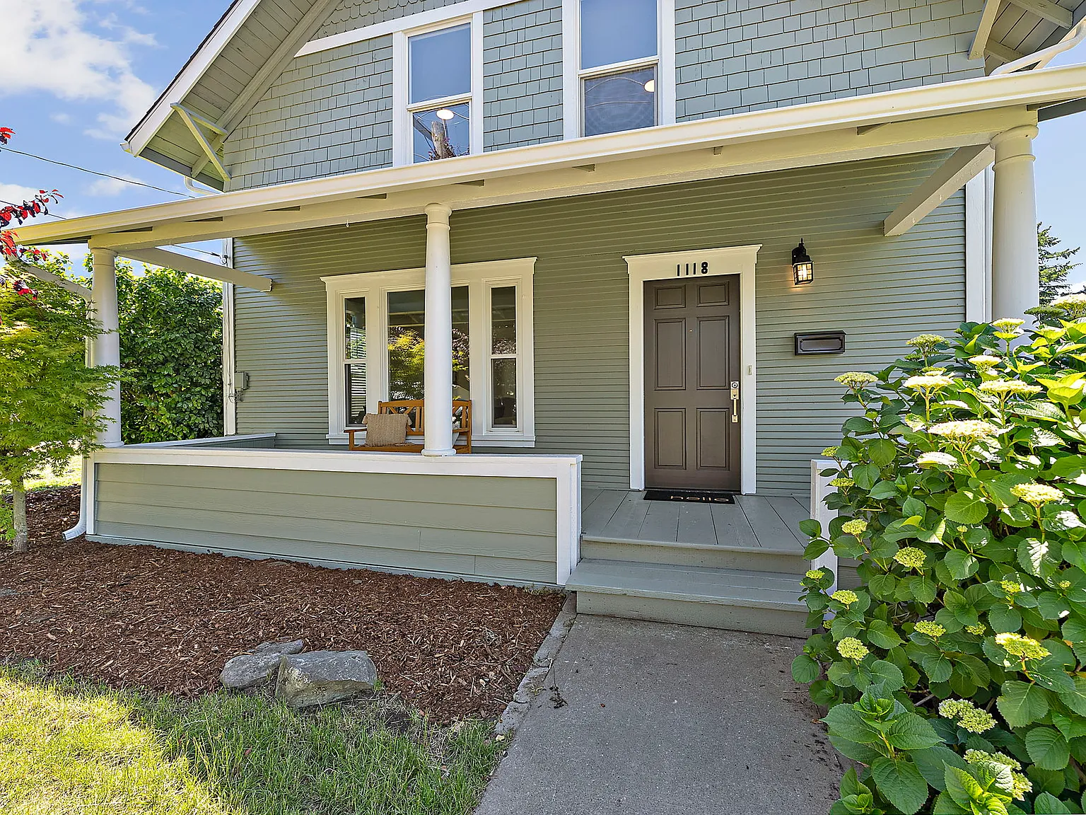 4 bed, 1740 sqft, $3,595 — Photo 3