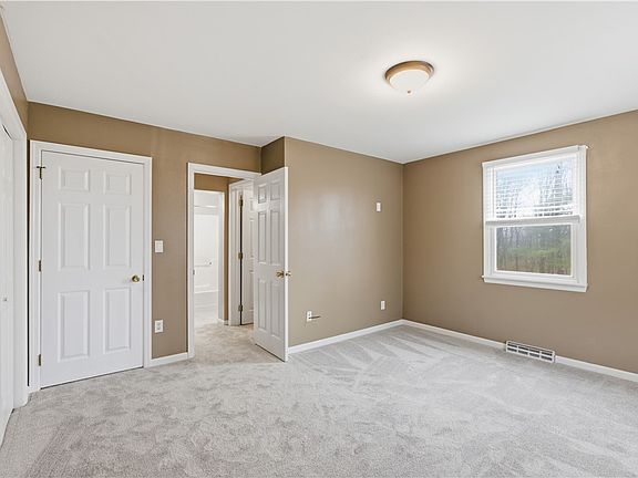 4th image of 5641 Fairfield Dr