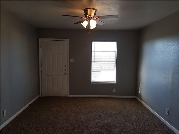 2nd image of 2534 Johanna St APT 8