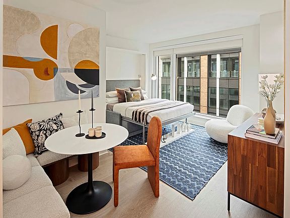 3rd image of 55 Suffolk St APT 623