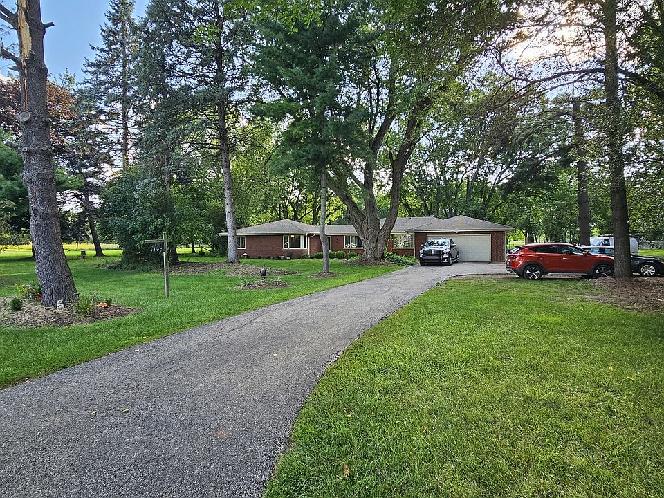 1st image of 210 Braeburn Rd #C