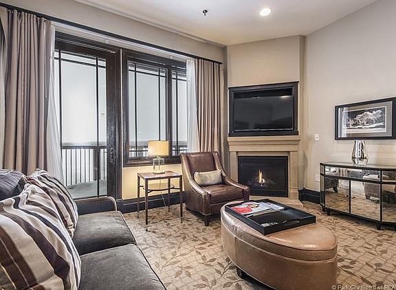 5th image of 2100 W Frostwood Blvd #6164