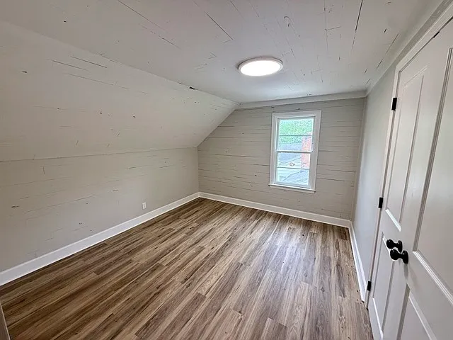 1316 Poplar St — Photo 11