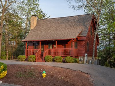 651 Kings Hills Blvd, Pigeon Forge, TN, 37863