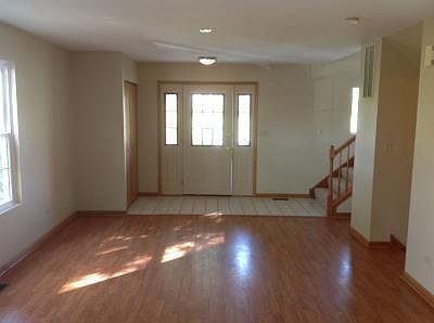 3rd image of 4142 Rivertowne Dr