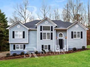 384 Camden Woods Dr, Dallas, GA 30157