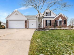 4 Spring Orchard Ct, O'Fallon, MO 63368