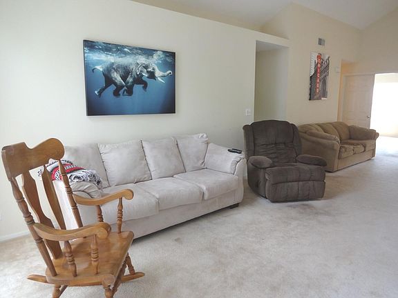 4th image of 1611 Camberley Ct Unit 2