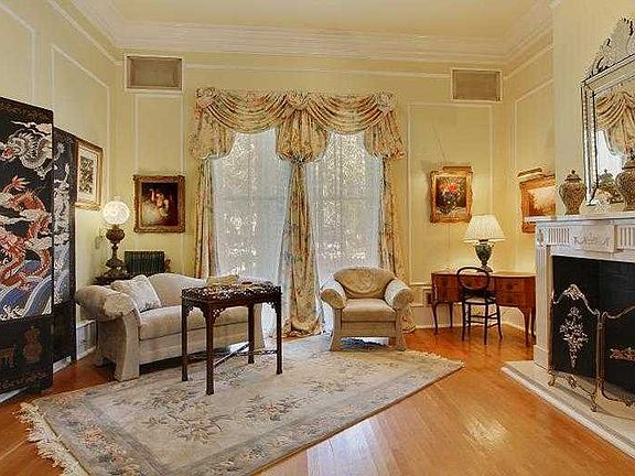 4th image of 6026 Saint Charles Ave