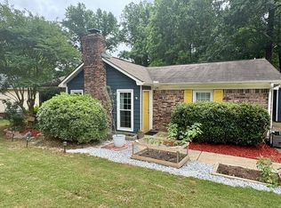 2720 Lakeview Dr, Columbus, GA 31909