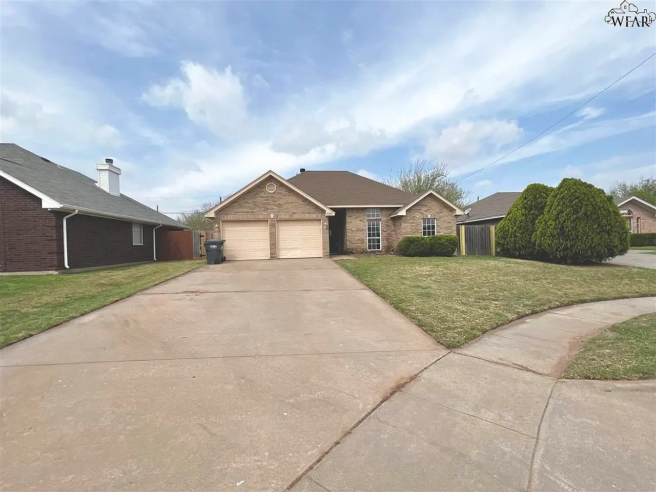 3 bed, 2.0 bath, 1193 sqft, $1,795 — Photo 2