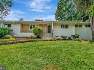 6600 Tulip Hill Ter, Bethesda, MD 20816