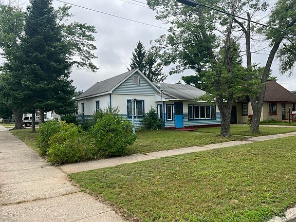 2nd image of 701 Ogemaw St