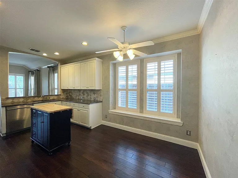 2709 Buck Hill Dr — Photo 6