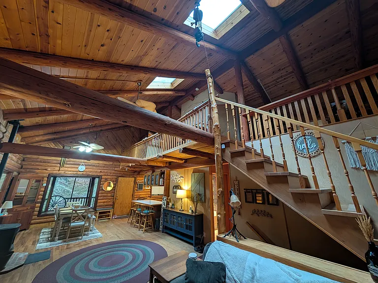 7312 E Evans Creek Rd — Photo 11