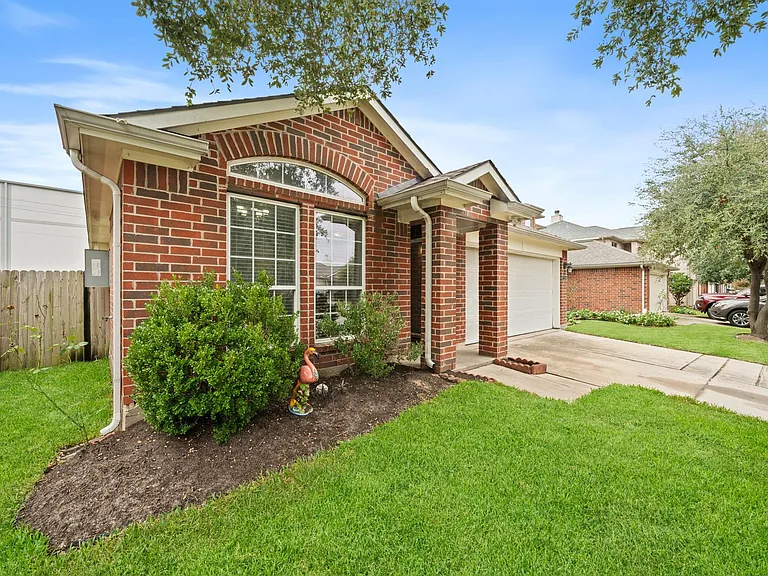 7219 Avocet Ln — Photo 2