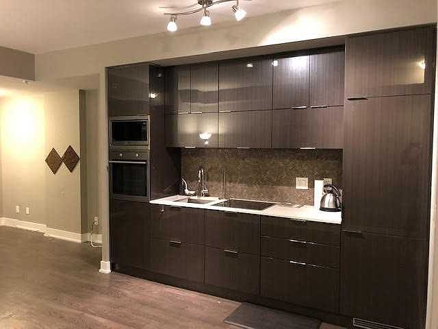 2nd image of 318 Richmond St W #1511