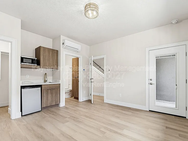 4334 N Greentrail Ln — Photo 6