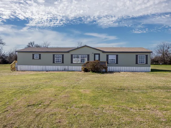 1427 Wild Horse Ln, Stephenville, TX 76401