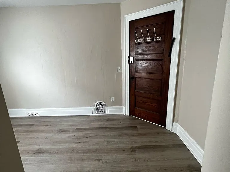 51 Rutgers St #8 — Photo 9