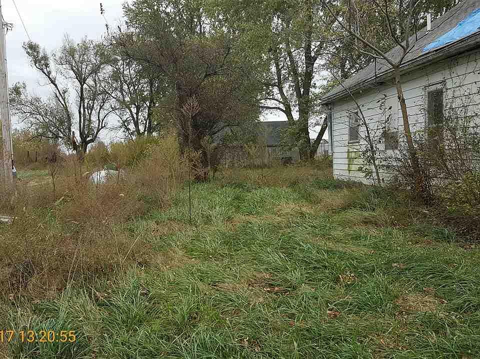 2nd image of 33264 Hope Dale Rd