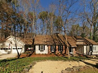 512 Queensferry Rd, Cary, NC 27511