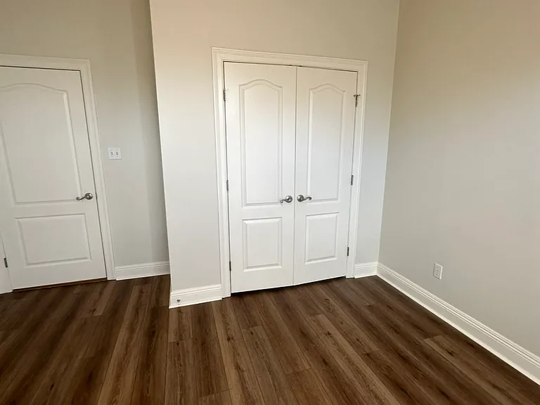 111 Hamlet Ln — Photo 26