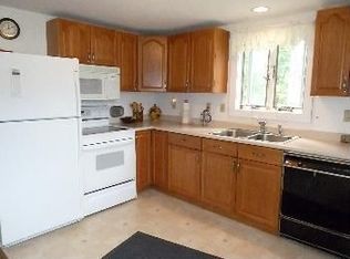 62 County Rd, Gorham, ME 04038