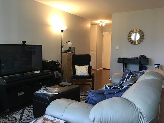 5th image of 4250 N Marine Dr APT 1233
