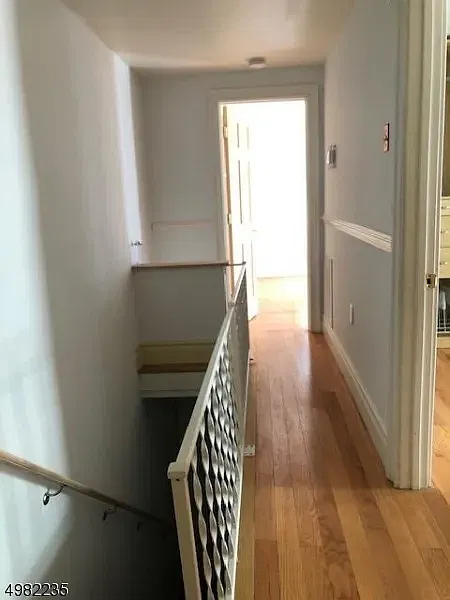 17 New Hampshire St #2