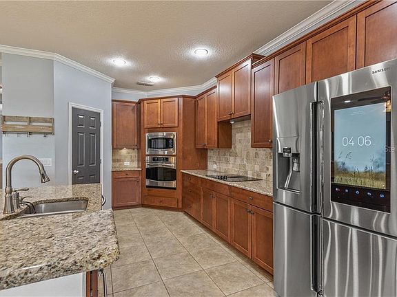 4th image of 2332 Pickford Cir