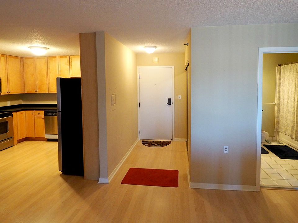 1st image of 3131 Excelsior Blvd APT 410