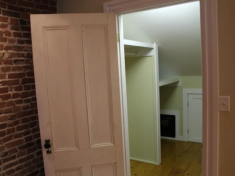 27 Deering St #4 — Photo 10